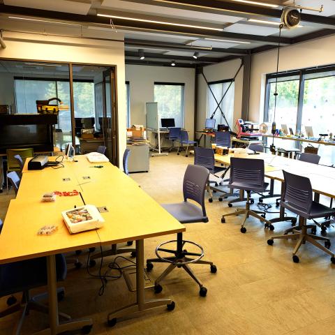 Picture of the 2CF Studio